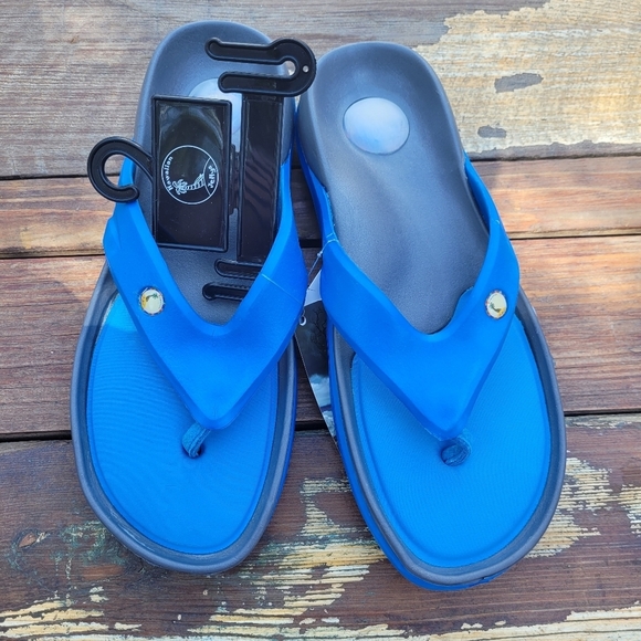 New Slide Flip Flops Thong Sandals Sz 6 - Picture 1 of 11